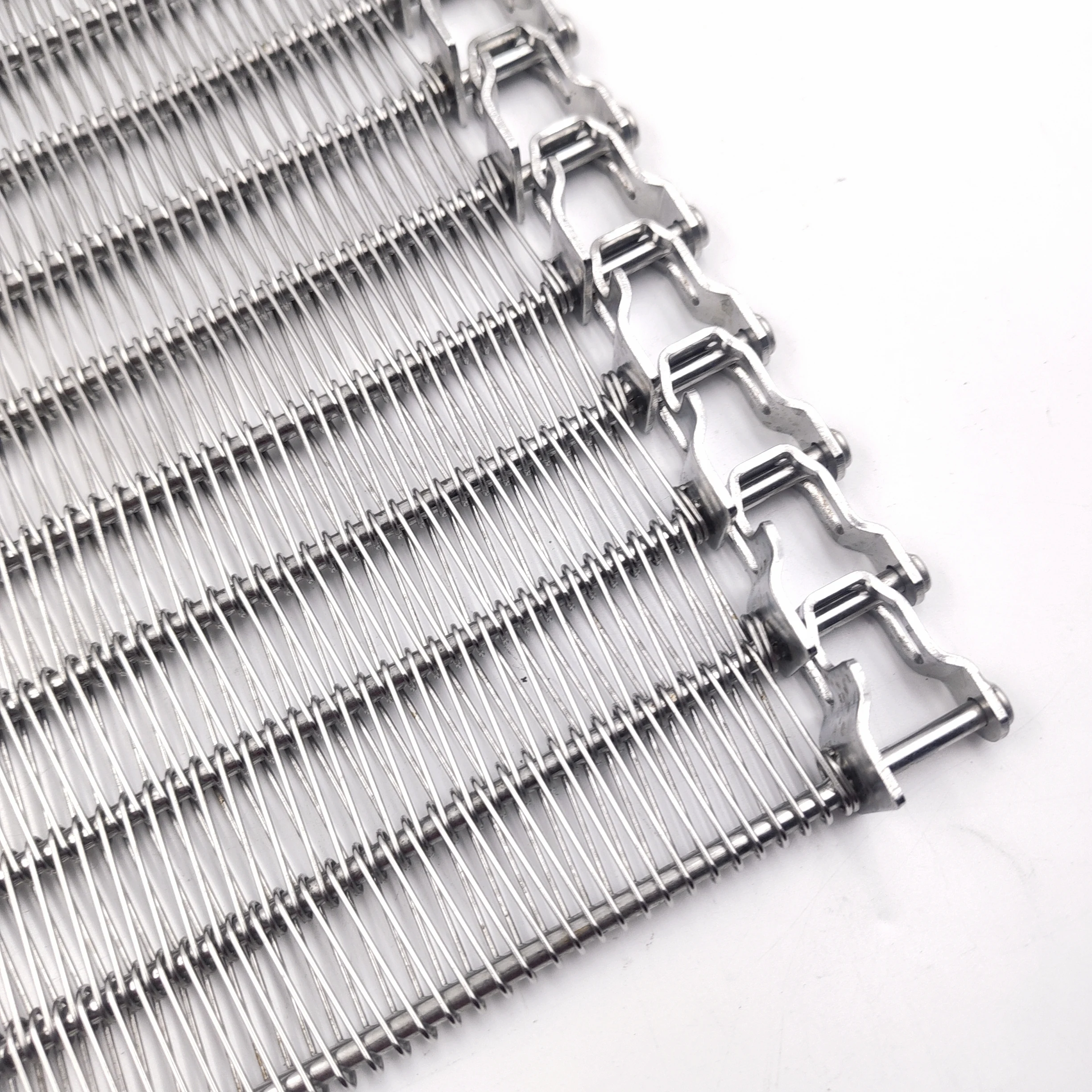 Spiral freezer belt chain side view