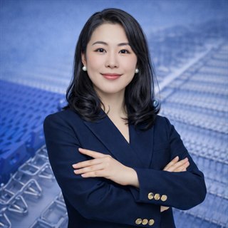 Sunny - YIYI Mesh Belt Global Sales Director